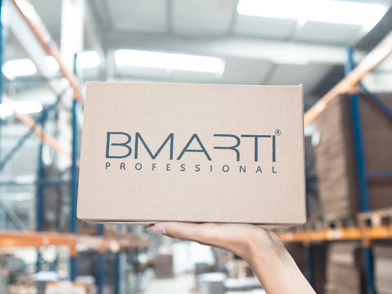 Caixa baú impressa com a marca BMarti Professional
