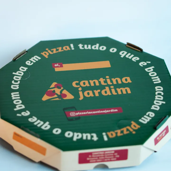 Caixa de pizza verde da Cantina Jardim